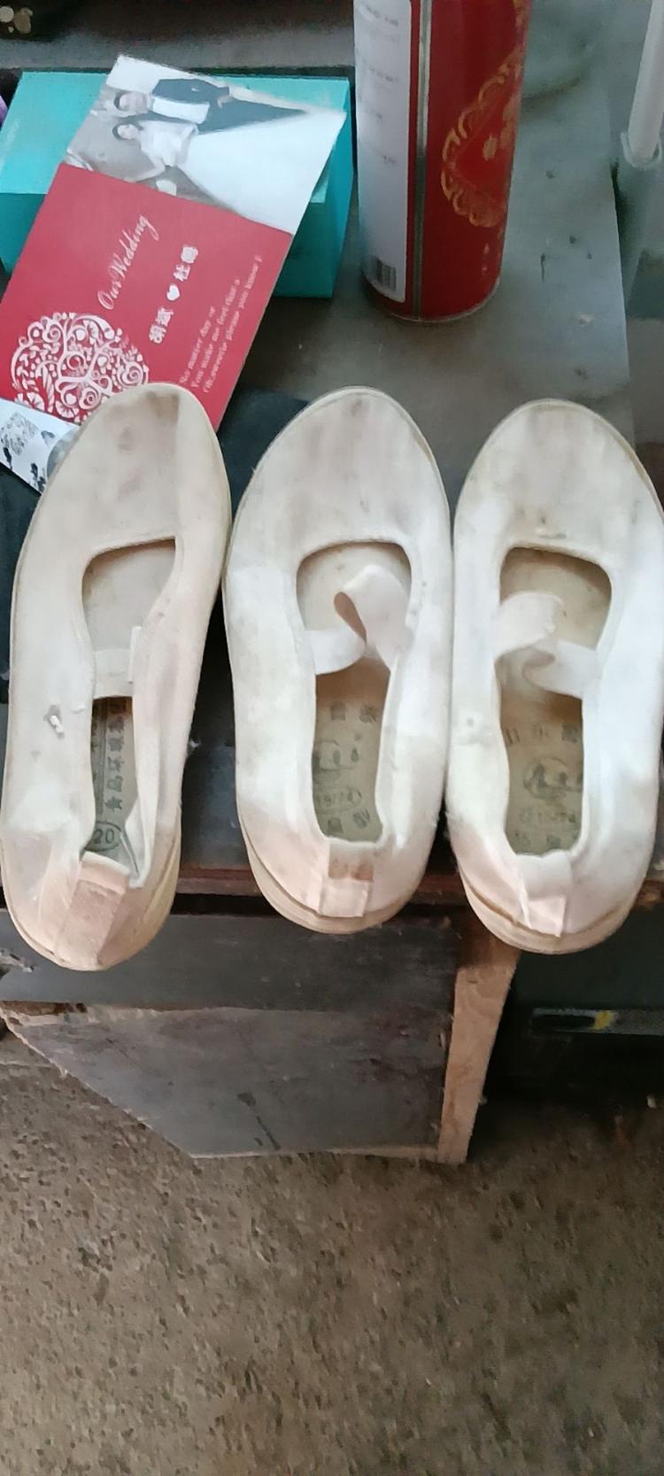 回收旧的二手不要的鞋子!